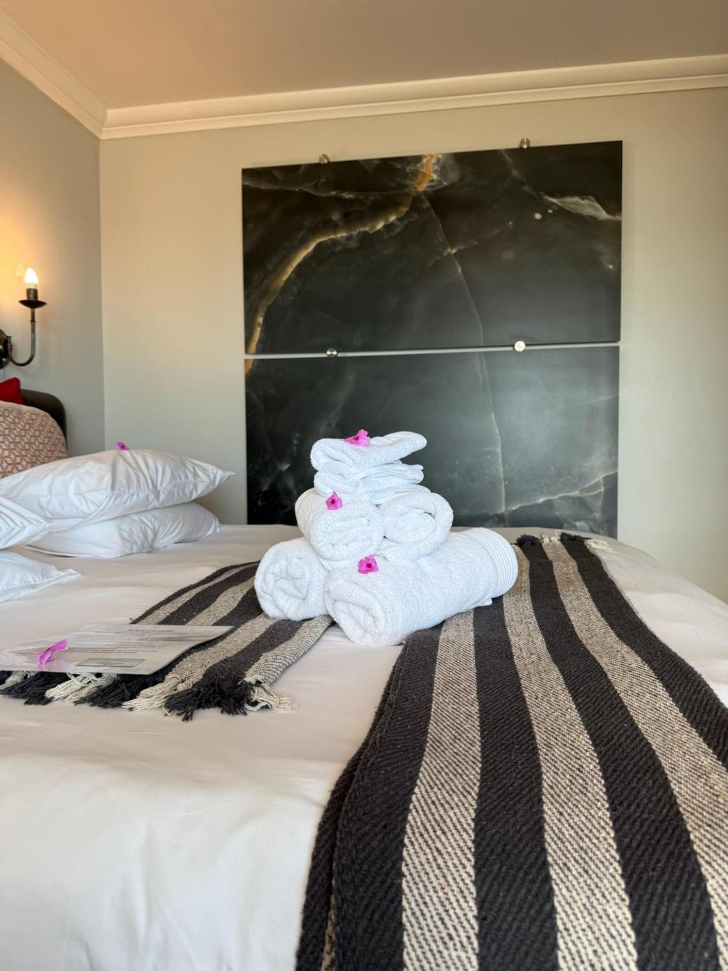 Dolphin Dunes Guesthouse Wildernis Buitenkant foto
